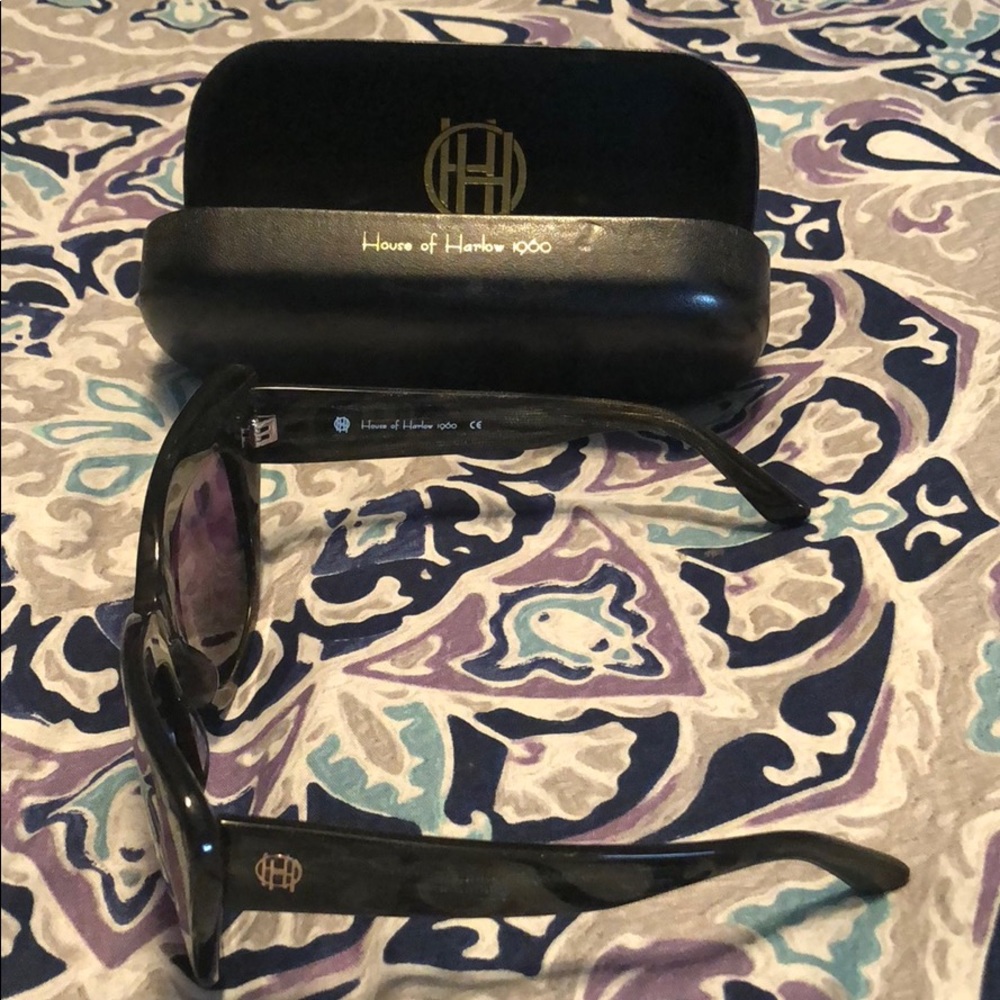 House of Harlow Chelsea Sunglasses